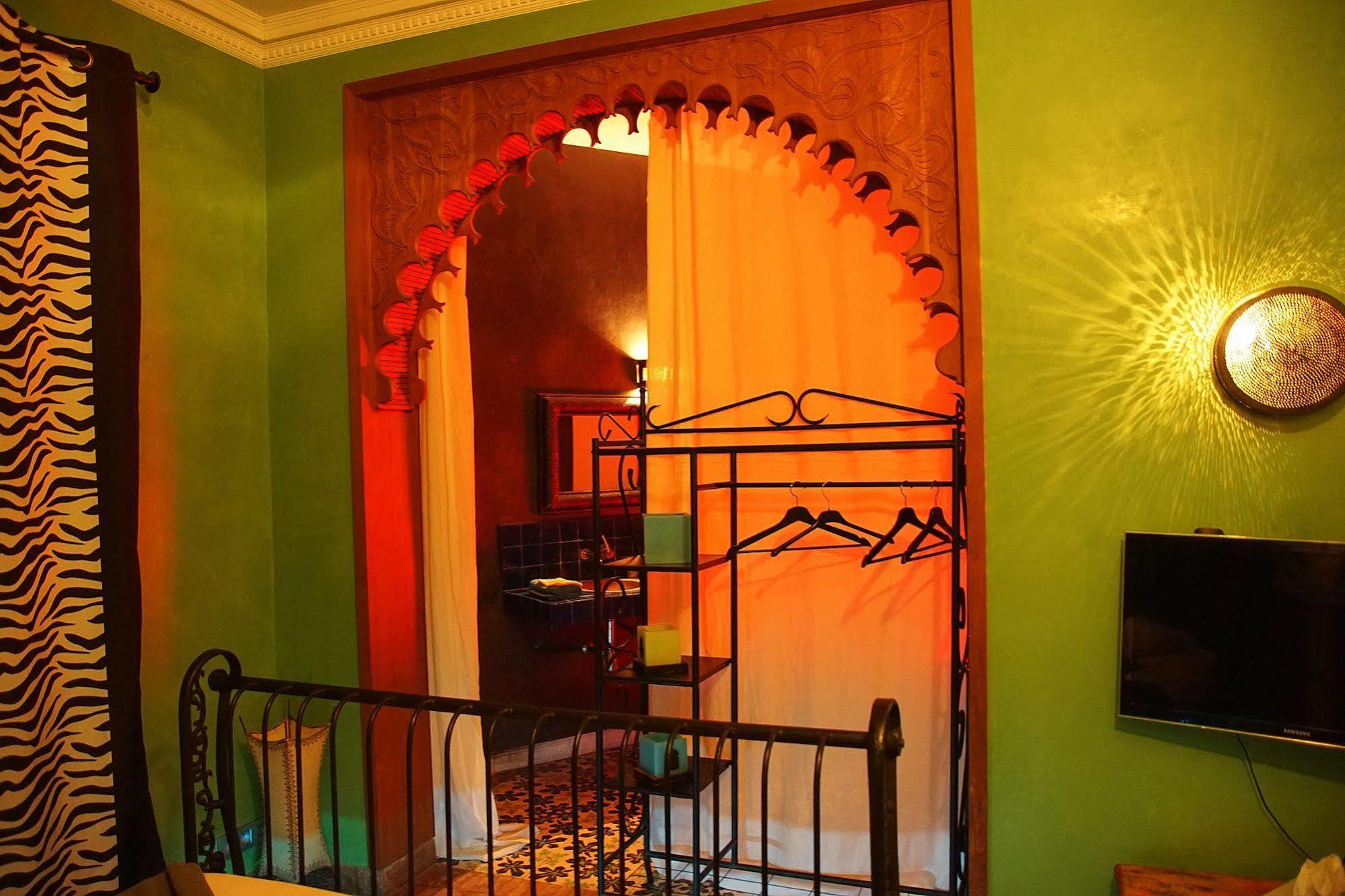 Hotel Riad Liege Luaran gambar
